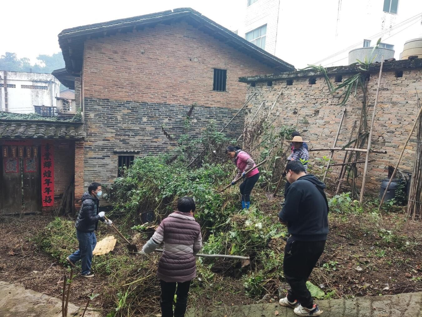 郁南縣供銷社開展黨建引領(lǐng)鄉(xiāng)村綠化植樹活動.docx_3