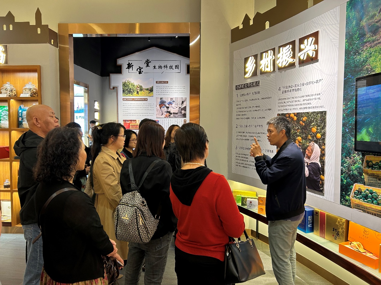 （簡訊）縣工商聯開展“品風味·推特產”調研考察活動.docx_3